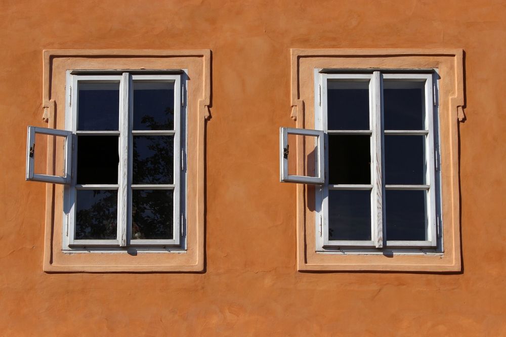 Bygge drivhus av gamle vinduer: En bærekraftig løsning for huseiere