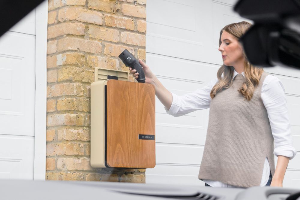 Installere elbillader hjemme: Trygg lading og smarte valg